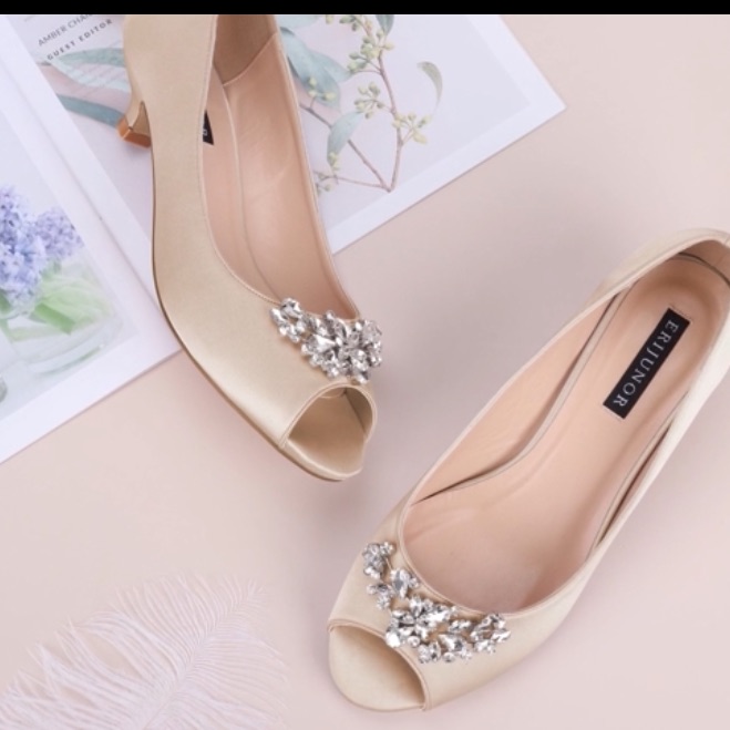 Erjunor Satin Peep-Toe Heels With Crystal Cluster - Champagne